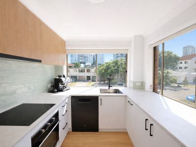8 / 26 Genoa Street, Surfers Paradise