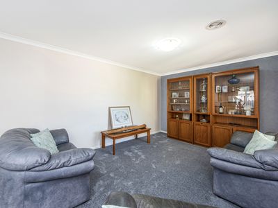 34 Pollard Way, Warnbro