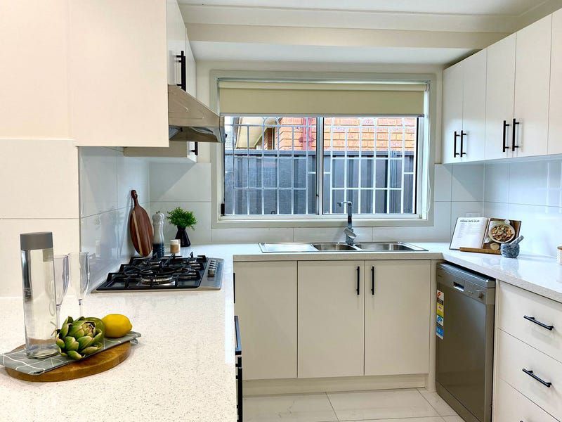 26 Bower-Bird Street, Hinchinbrook