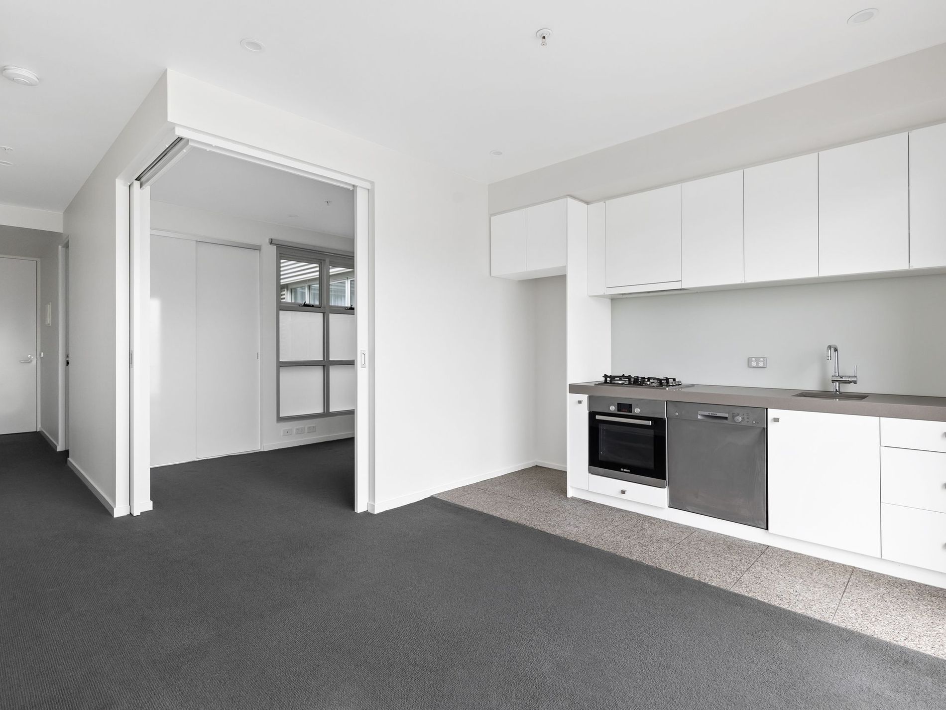 212/33 James Street, Windsor