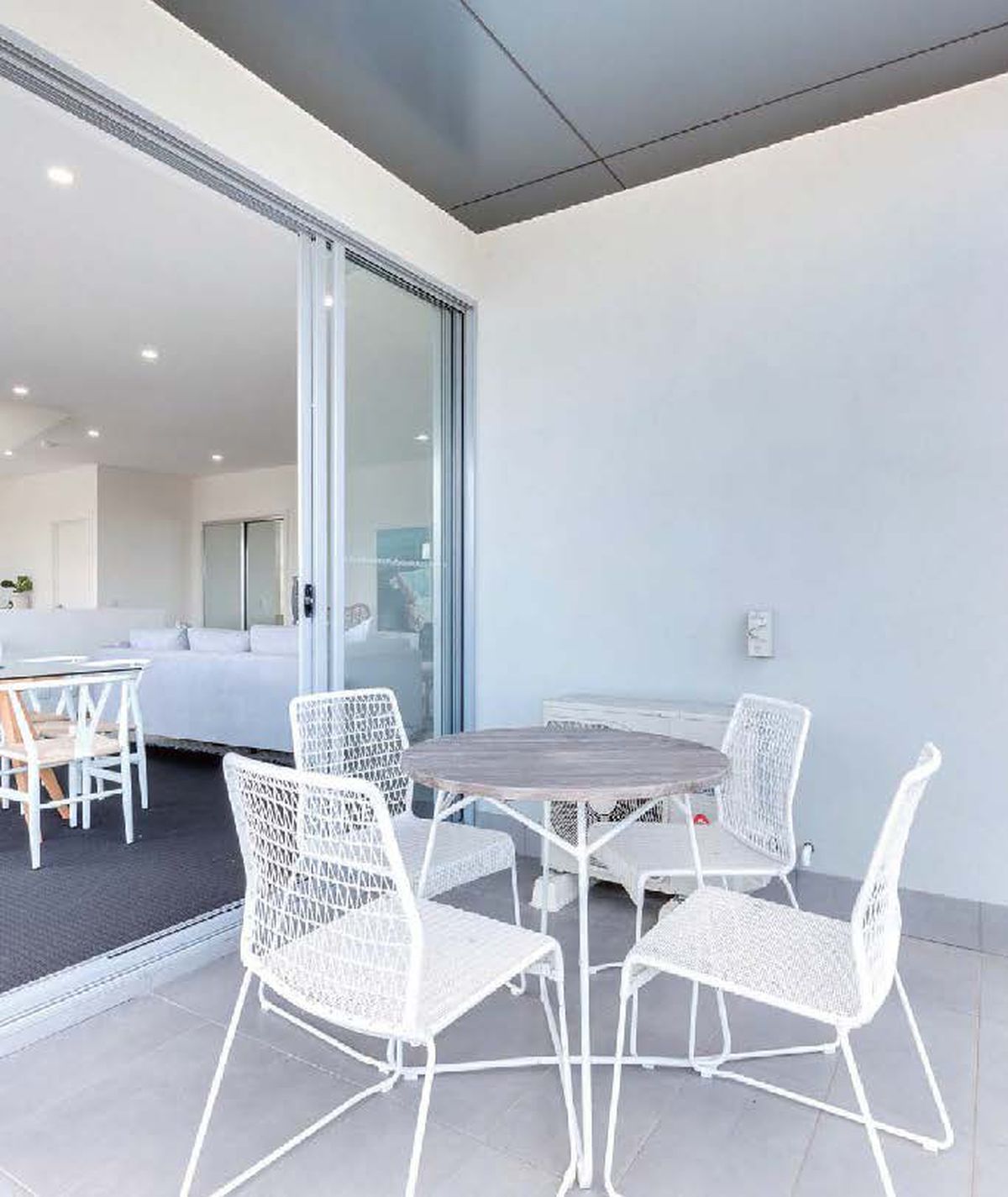 Stylish Townhouse close to all amenities.