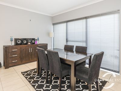 6 Mamoose Road, Banksia Grove