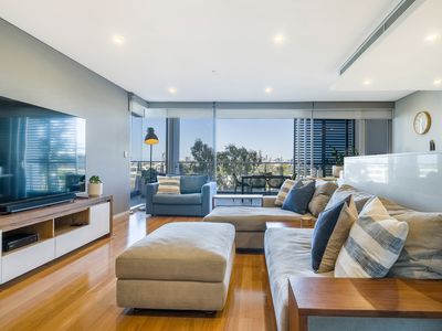 407 / 30 The Circus, Burswood