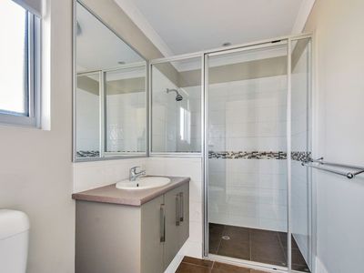10 Tall Street, Johnston