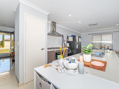 5 Podger Way, Brookdale