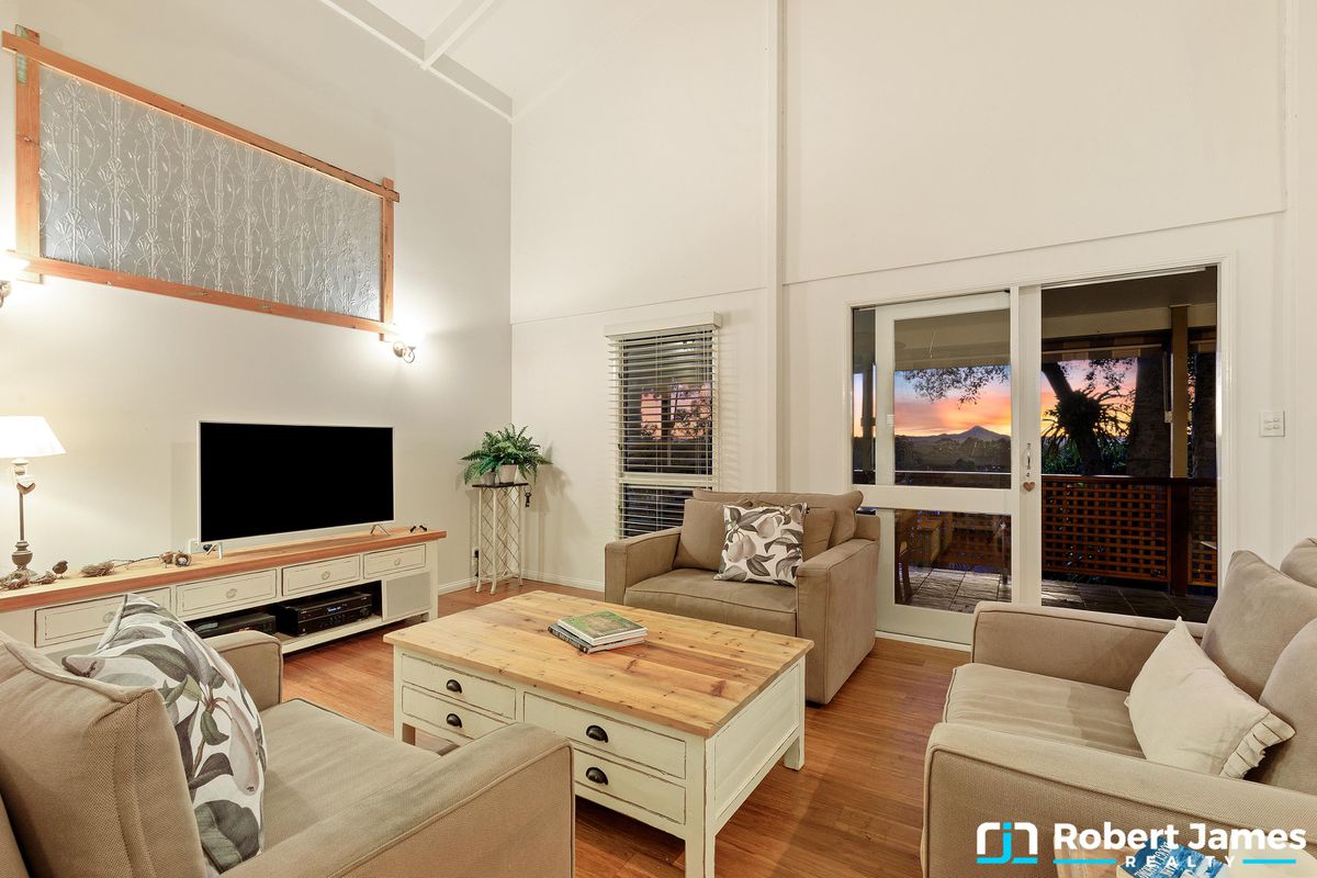 15 Moonare Crescent, Noosa Heads