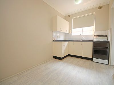 1 / 16 McCourt Street, Wiley Park