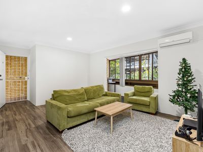 6 / 4 Augustus Street, Toowong