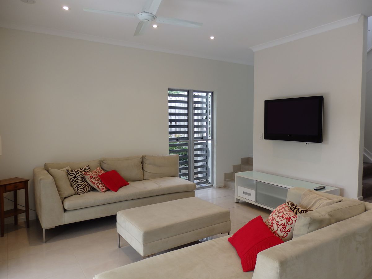 4 / 146 Carmody Rd, St Lucia