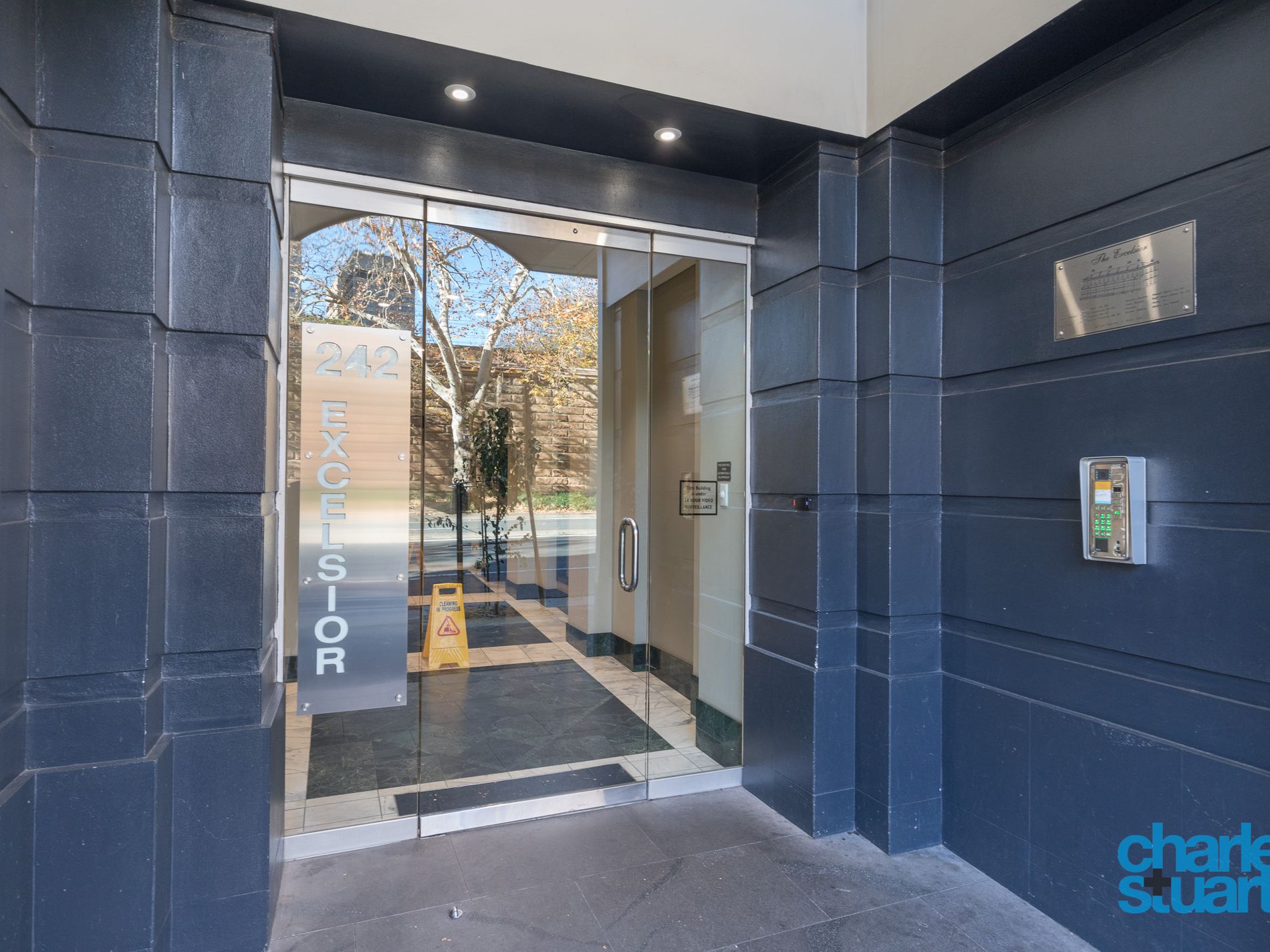 705 / 242 Elizabeth Street, Surry Hills