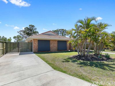 66 Ibis Boulevard, Eli Waters