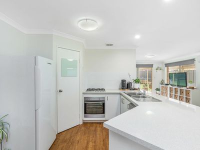 49 Kurrajong Boulevard, Banksia Grove