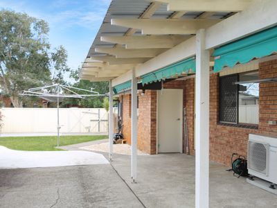 18 De Lore Crescent , Tuncurry