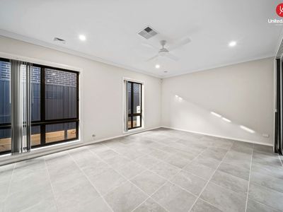 36 Fog Street, Austral