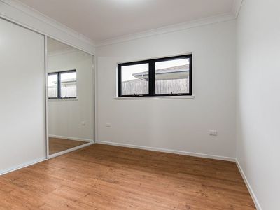 2 Sommerset Drive , Atherton