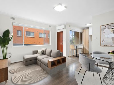 2 / 47 Church Street, Wollongong