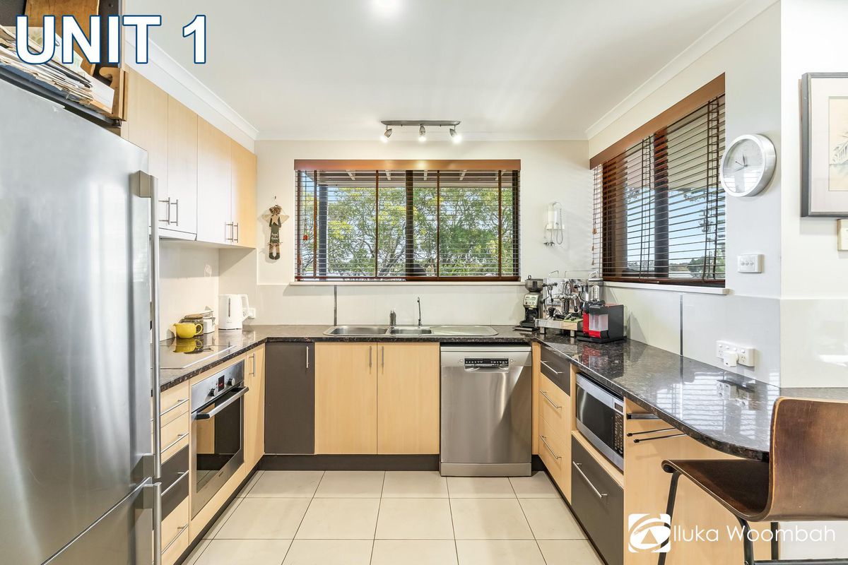 1 & 2 / 38 Marandowie Drive, Iluka