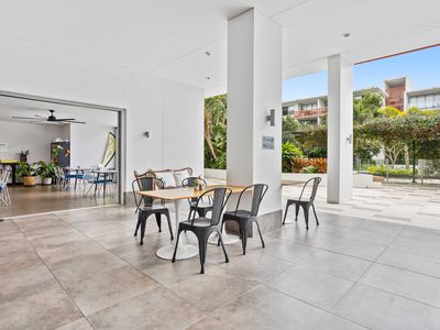 2214 / 1-7 Waterford Court, Bundall