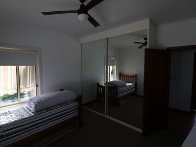 32 Delhi Street, Seymour