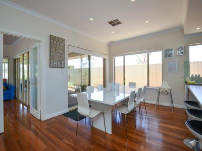 17 Riseberry Way, Somerville