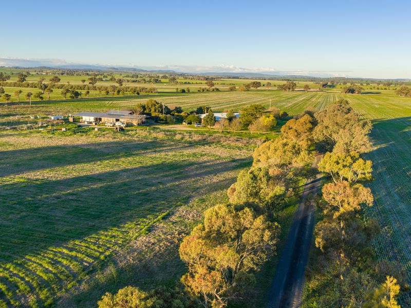 752 Longs Corner Road, Canowindra