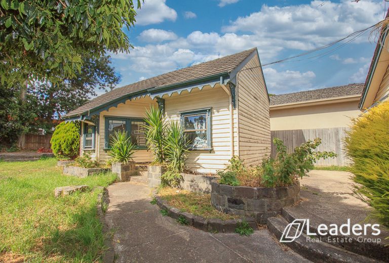 5 Mackintosh Road, Wheelers Hill