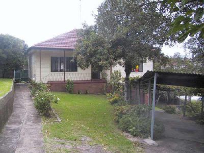 27 Monteith Street, Cringila