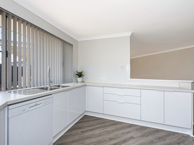 28 L'Esterel Way, Port Kennedy