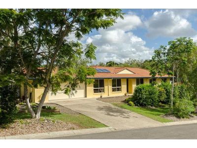 16 Burgess Drive, Tewantin