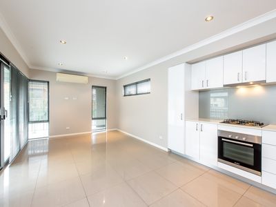 9/4 Waterloo Street, Joondanna