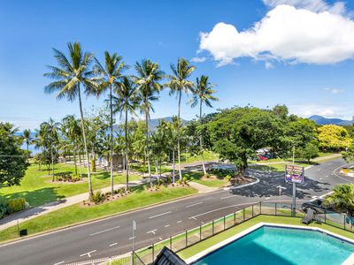 19 / 249-255 Esplanade, Cairns North