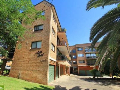 2 / 12 Keira Street, Wollongong