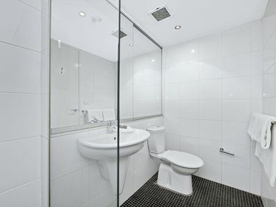 502 / 6 Short Street, Surry Hills