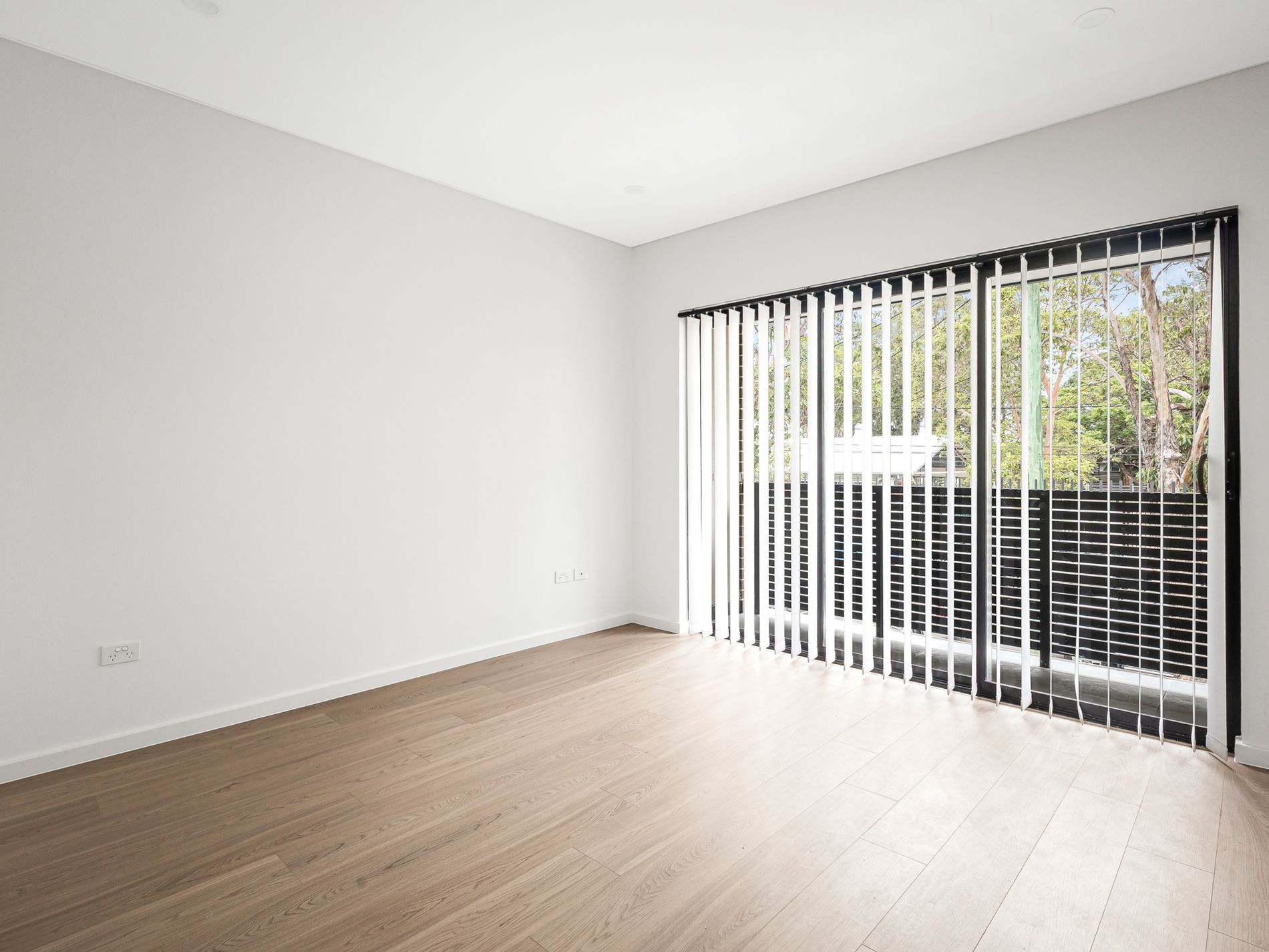 15 / 2-8 Bando Road, Girraween