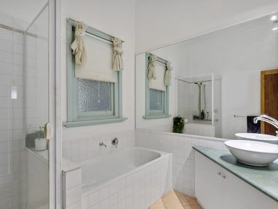 5 The Avenue, Seymour