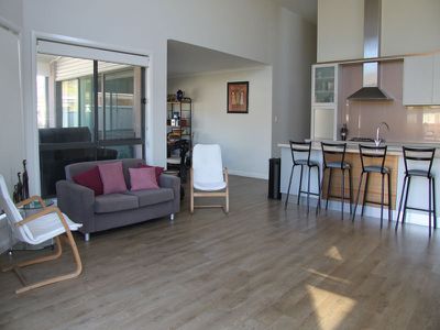 52 The Southern Parkway, Forster