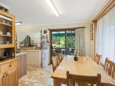 6 Mitchell Place, Narooma