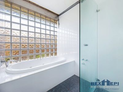 45 Green Valley Crescent, Hampton Park