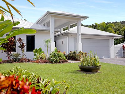 32 Iridescent Drive, Trinity Park