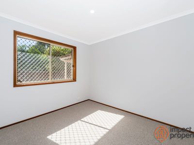 32 / 41 Ern Florence Crescent, Theodore