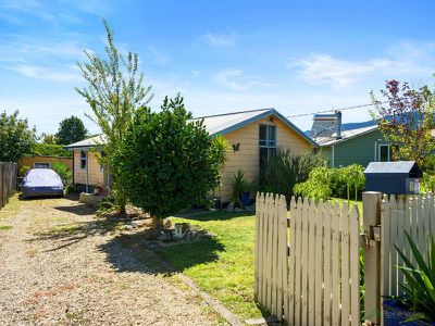 19 Simmonds Street, Mount Beauty