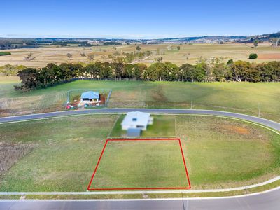 24 Nicholson Circuit, Crookwell