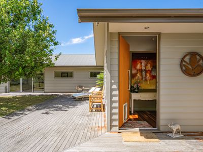 100 Jacksons Road, Franklin