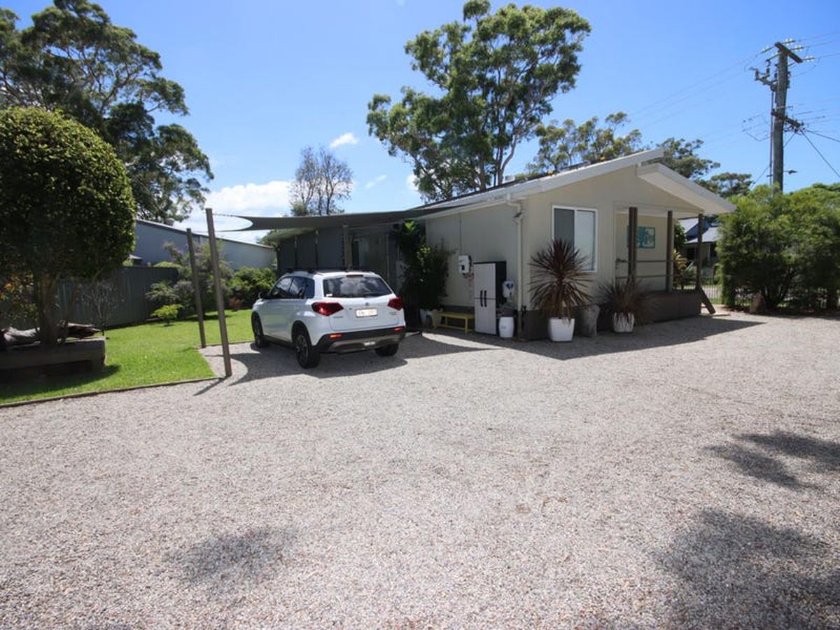 8 President Poincare Parade, Tanilba Bay, Tanilba Bay - Thumbnail 2
