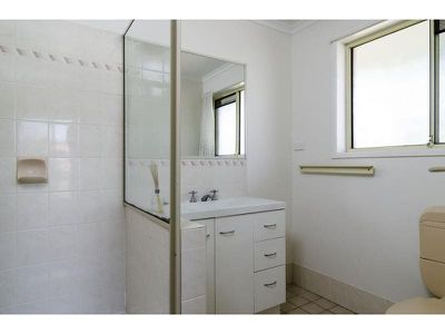 2 Thompson Crescent, Tewantin