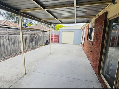 7 Amity Way, Cranbourne West