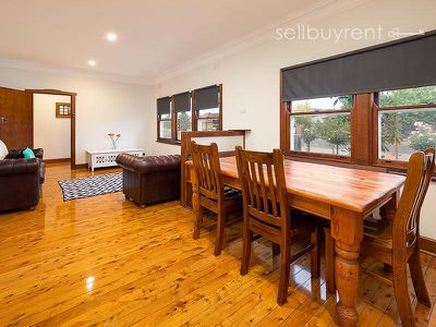 4 WILSON STREET, Wodonga