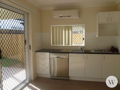 2 / 2a Bonniebrae Street, Wynnum West