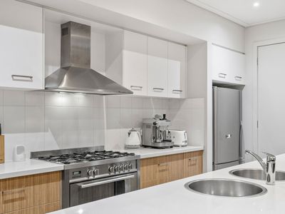 7 Greville Street, Caroline Springs