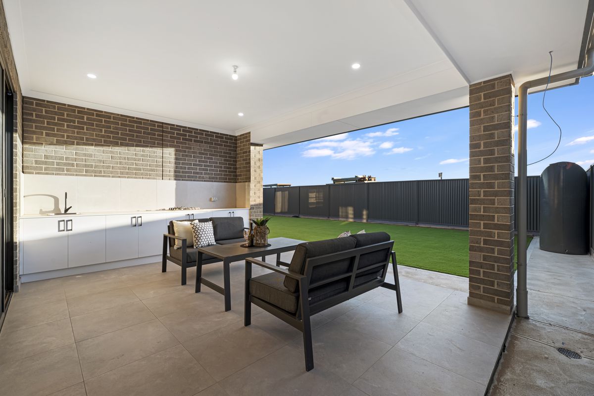 37 Osprey Drive, Riverlea Park
